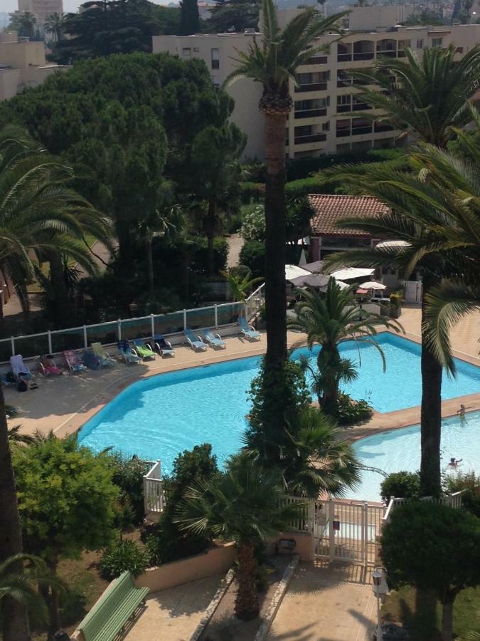 Appartement T2 De Standing Au Pied Des Plages Golfe-Juan Exterior photo